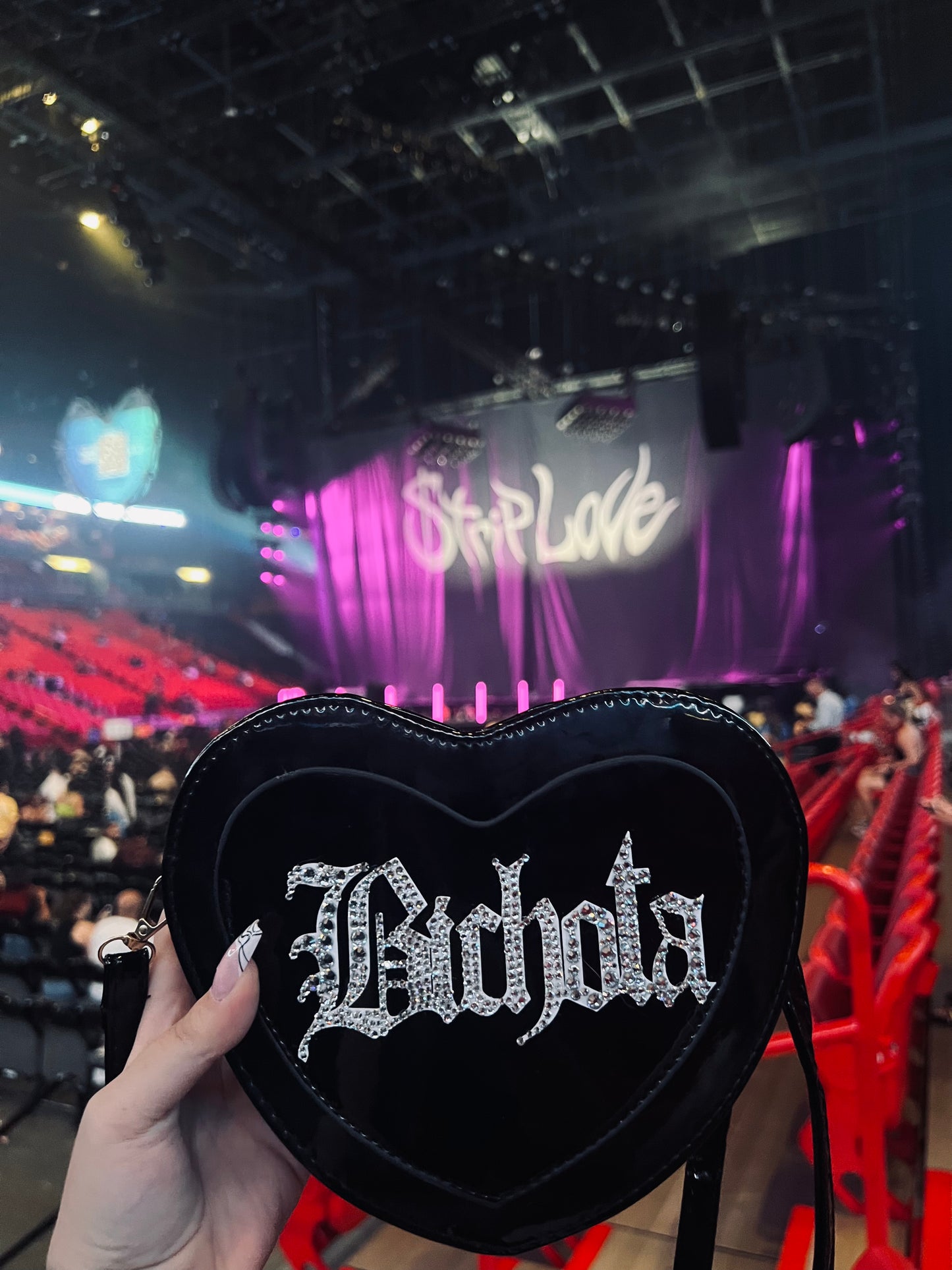 Bichota Heart Purse